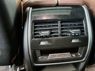 2025 BMW X6 M60i