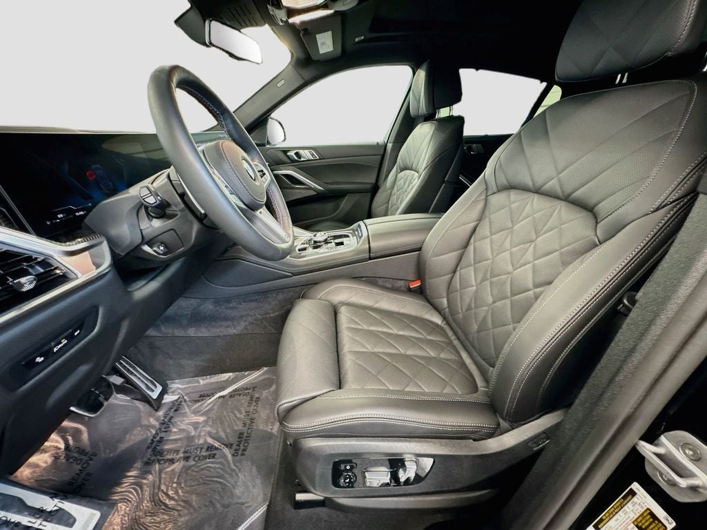 2027 BMW X6 M60i