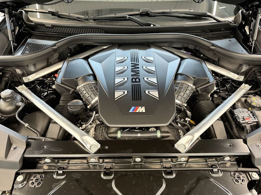 2027 BMW X6 M60i