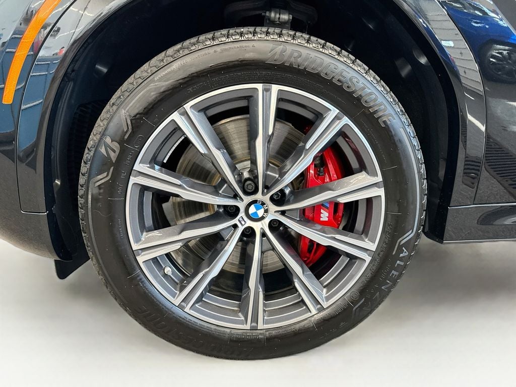 2027 BMW X6 M60i