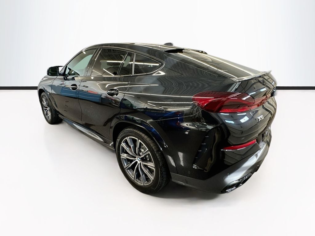 2027 BMW X6 M60i