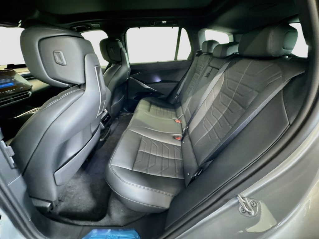 2027 BMW X5 40 Base