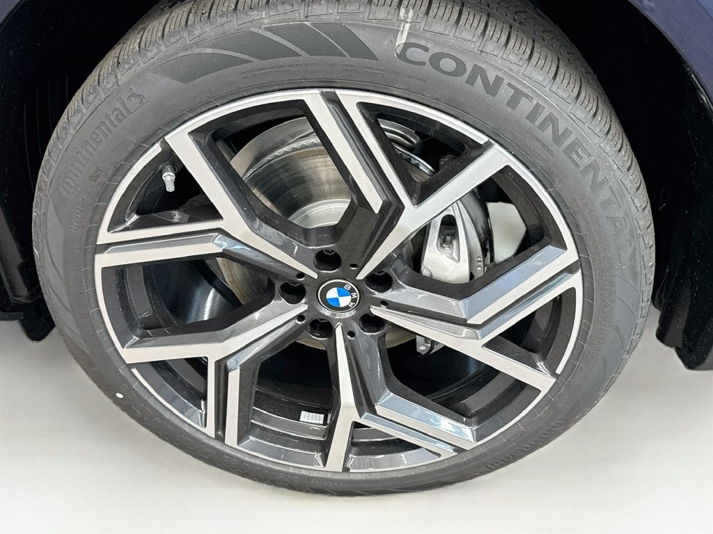 2027 BMW X5 40 xDrive