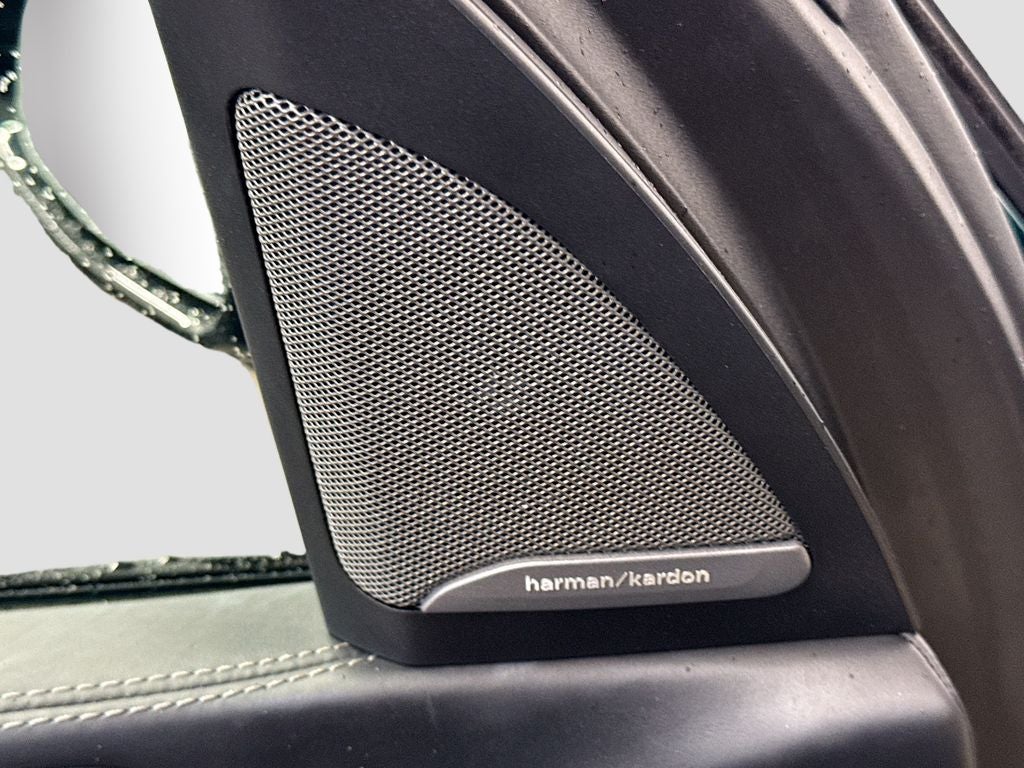 2022 BMW X7 ALPINA XB7