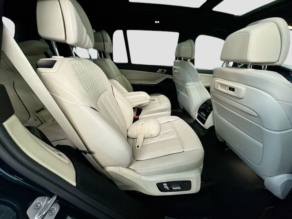 2022 BMW X7 ALPINA XB7