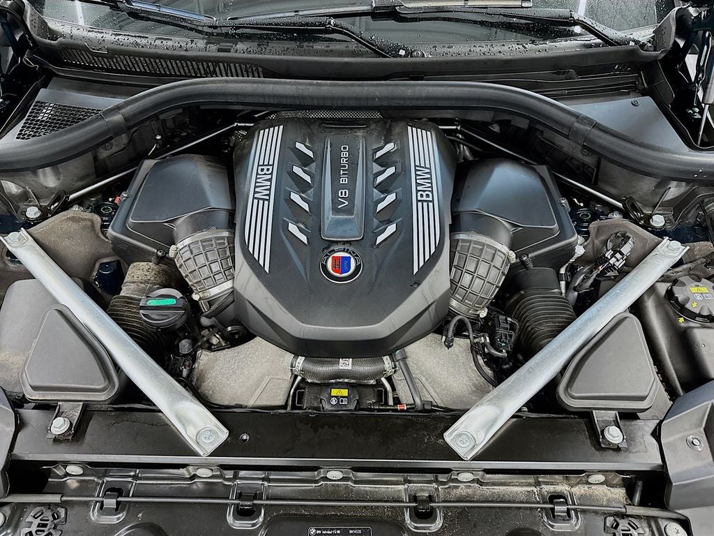 2022 BMW X7 ALPINA XB7
