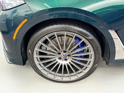 2022 BMW X7 ALPINA XB7