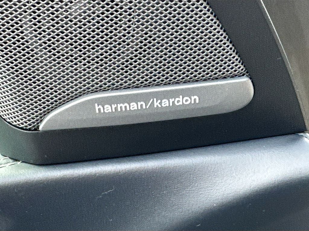 2022 BMW X7 ALPINA XB7