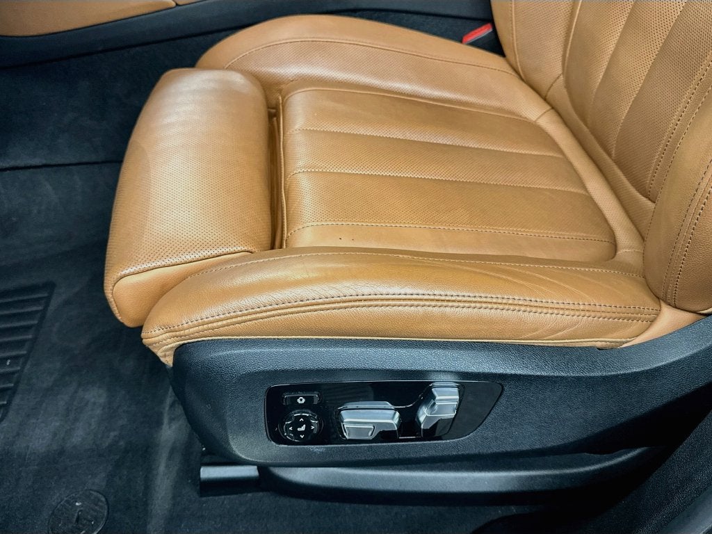 2021 BMW X6 xDrive40i