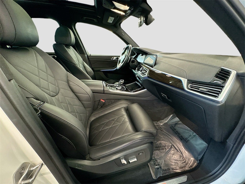 2023 BMW X5 xDrive45e