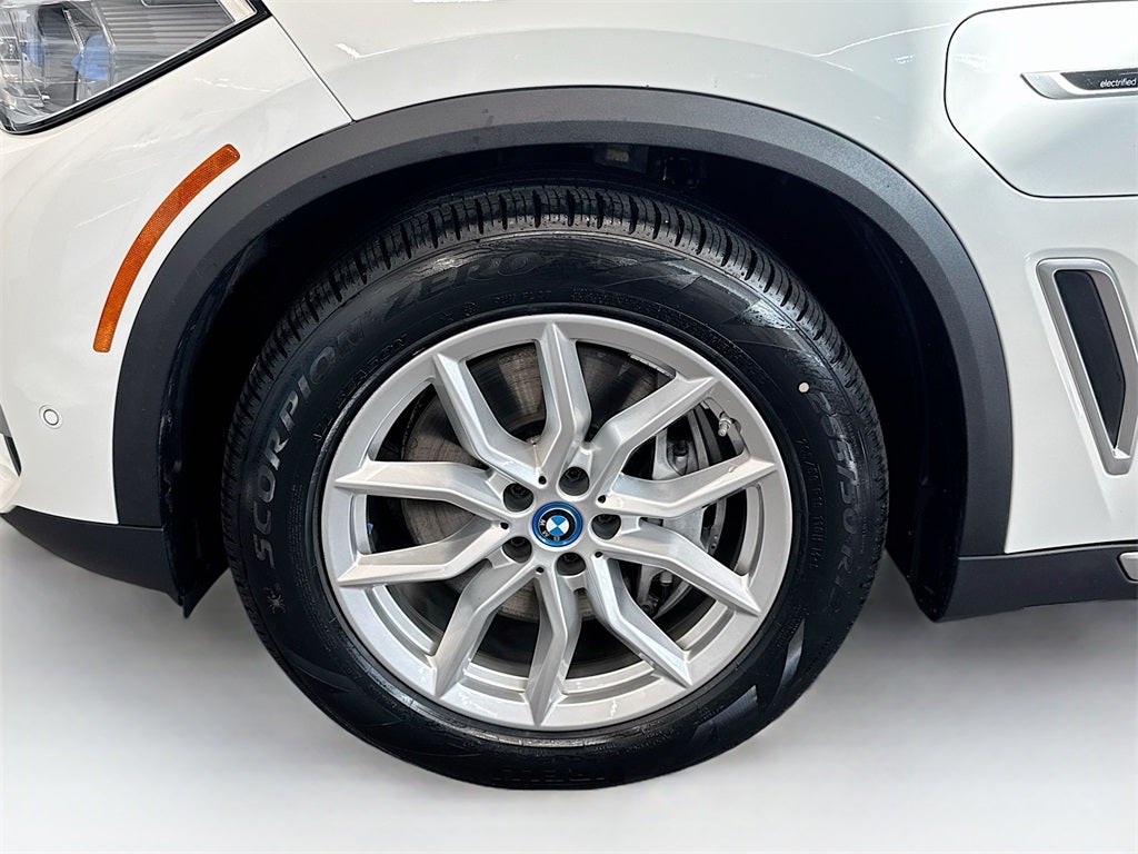 2023 BMW X5 xDrive45e