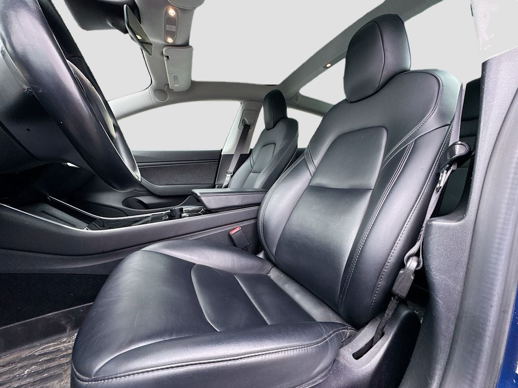 2019 Tesla Model 3 Base