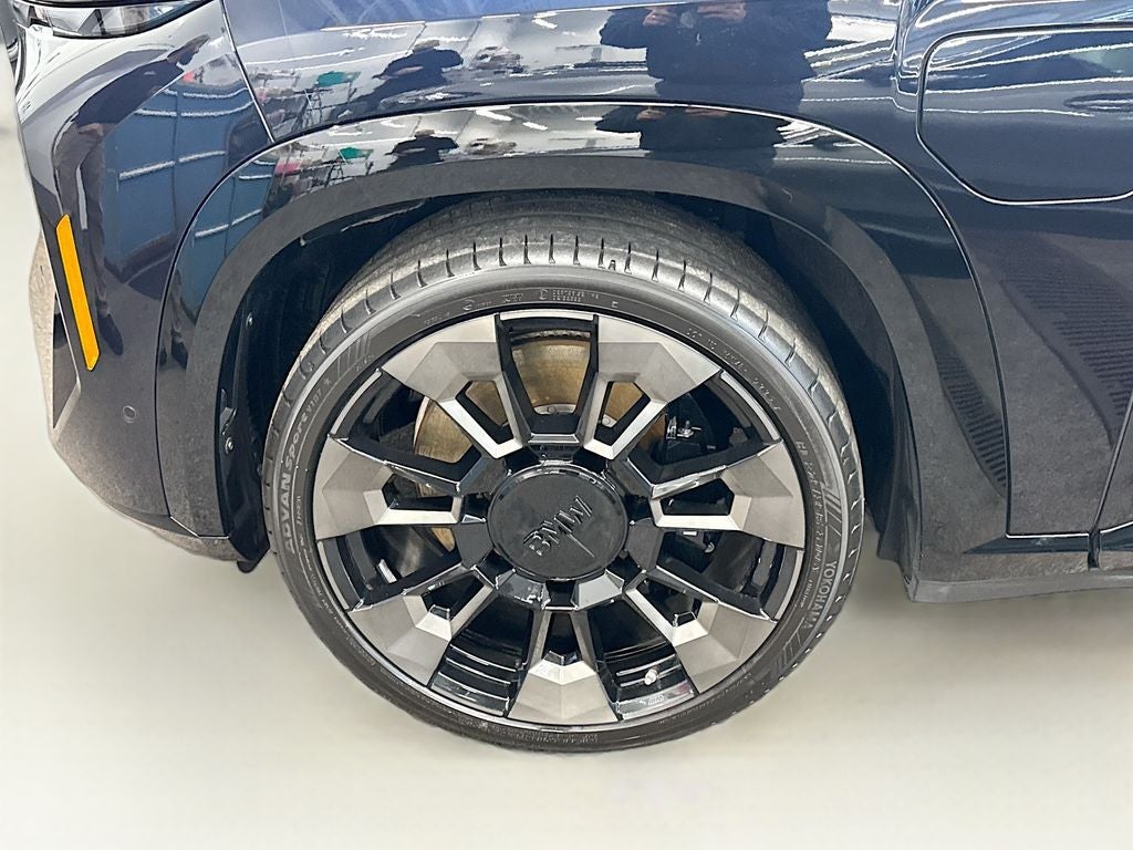 2024 BMW XM Base