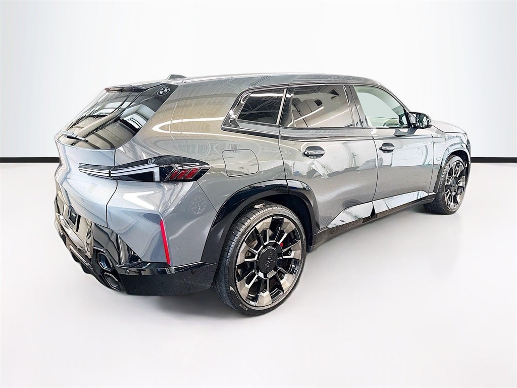 2025 BMW XM Base