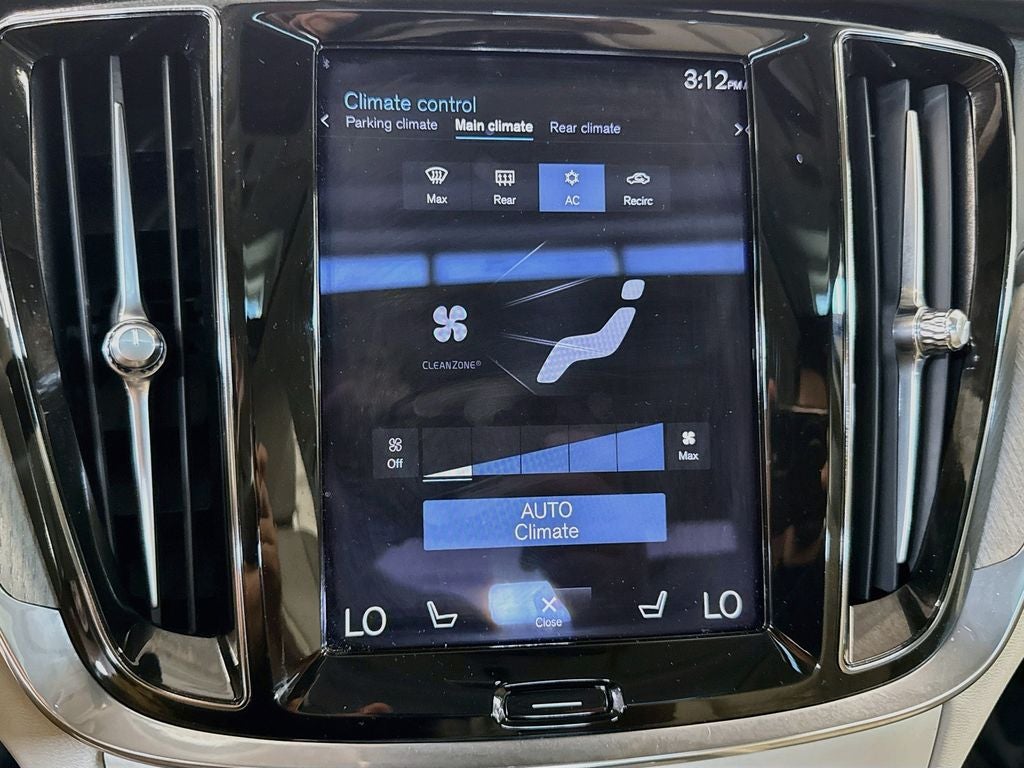 2022 Volvo S60 B5 Inscription