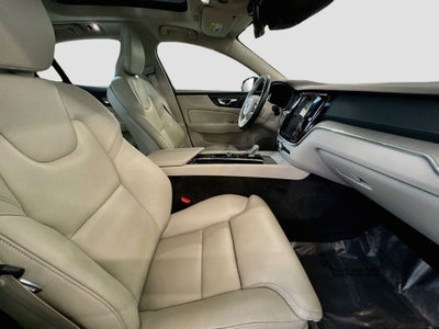 2022 Volvo S60 B5 Inscription