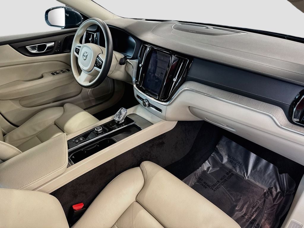 2022 Volvo S60 B5 Inscription