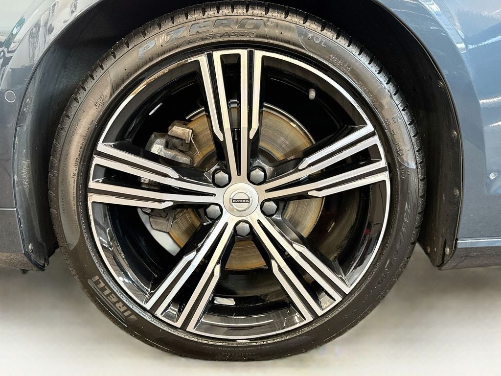 2022 Volvo S60 B5 Inscription