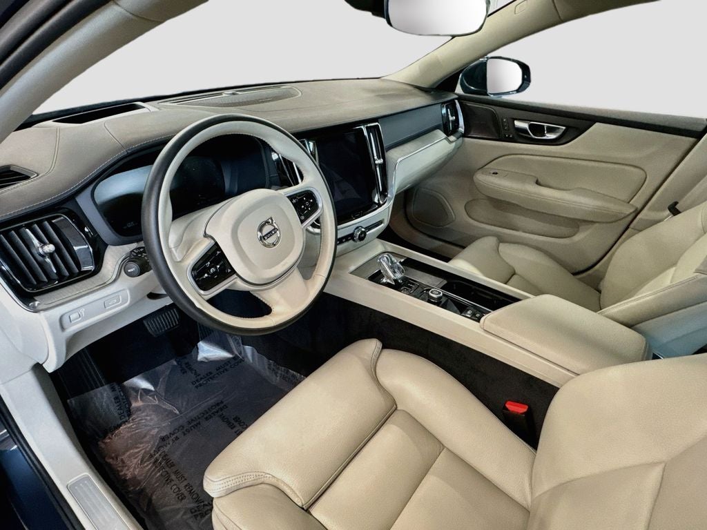 2022 Volvo S60 B5 Inscription