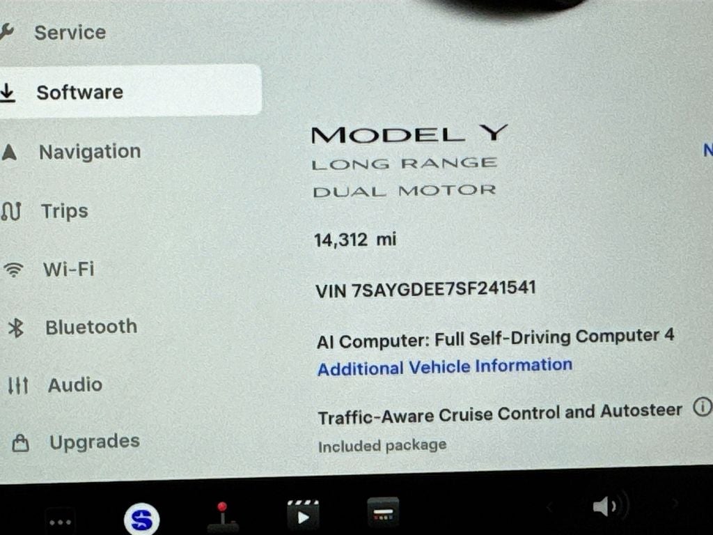 2025 Tesla Model Y Long Range