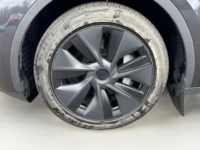 2025 Tesla Model Y Long Range