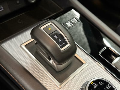 2025 Mitsubishi Outlander PHEV Base