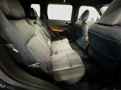 2025 Mitsubishi Outlander PHEV Base