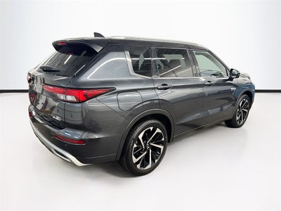2025 Mitsubishi Outlander PHEV Base