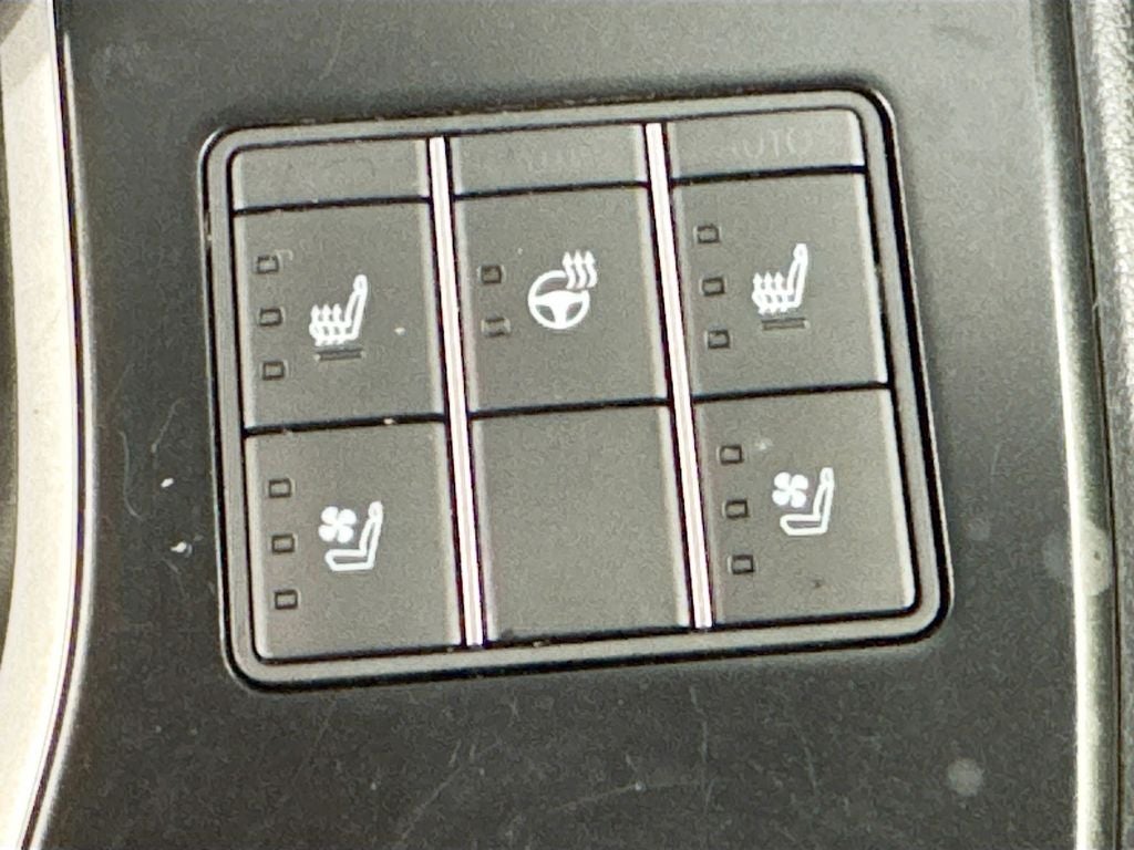 2024 Lexus UX 250h Premium