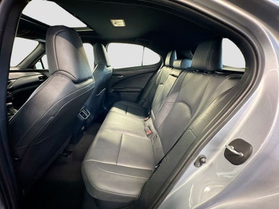2024 Lexus UX 250h Premium