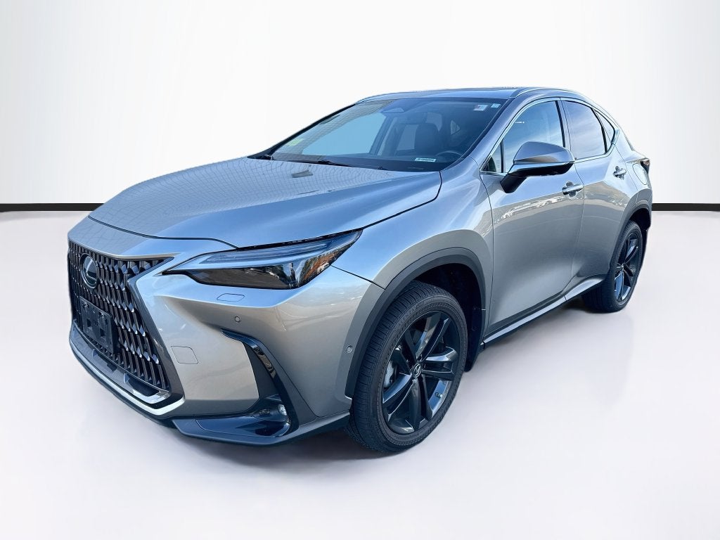 2022 Lexus NX 450h+ Luxury