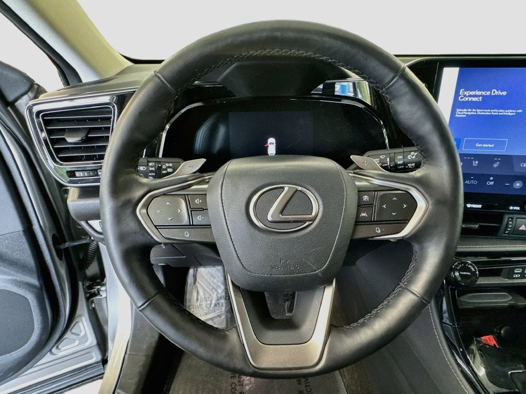 2022 Lexus NX 450h+ Luxury