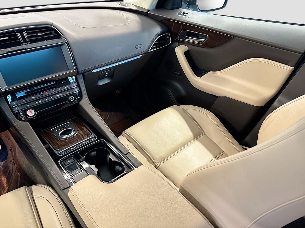 2019 Jaguar F-PACE 25t Prestige