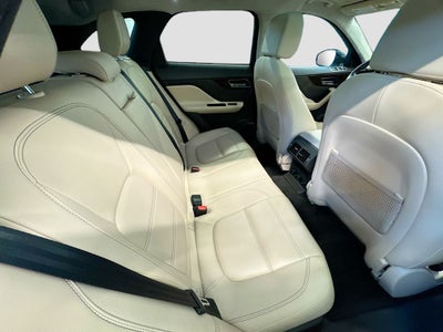 2019 Jaguar F-PACE 25t Prestige