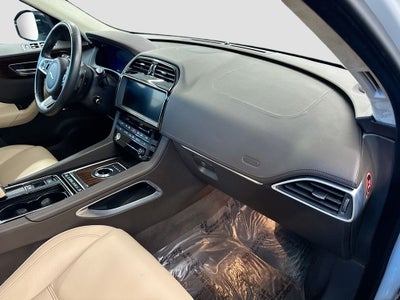 2019 Jaguar F-PACE 25t Prestige