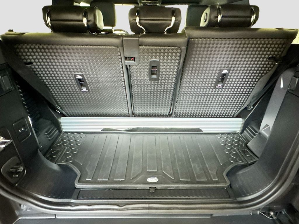 2023 Land Rover Defender 90 X-Dynamic SE