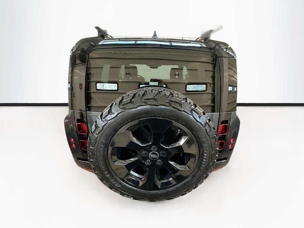 2023 Land Rover Defender 90 X-Dynamic SE