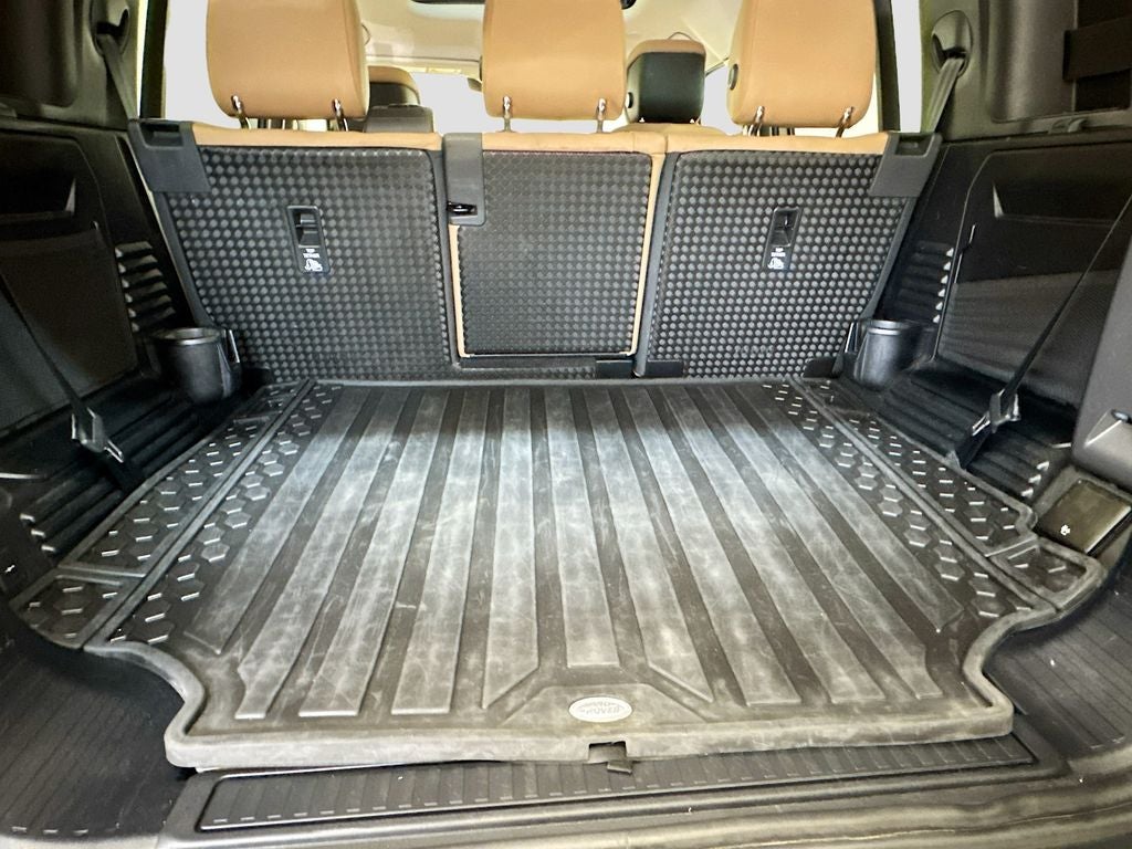 2025 Land Rover Defender 110 S