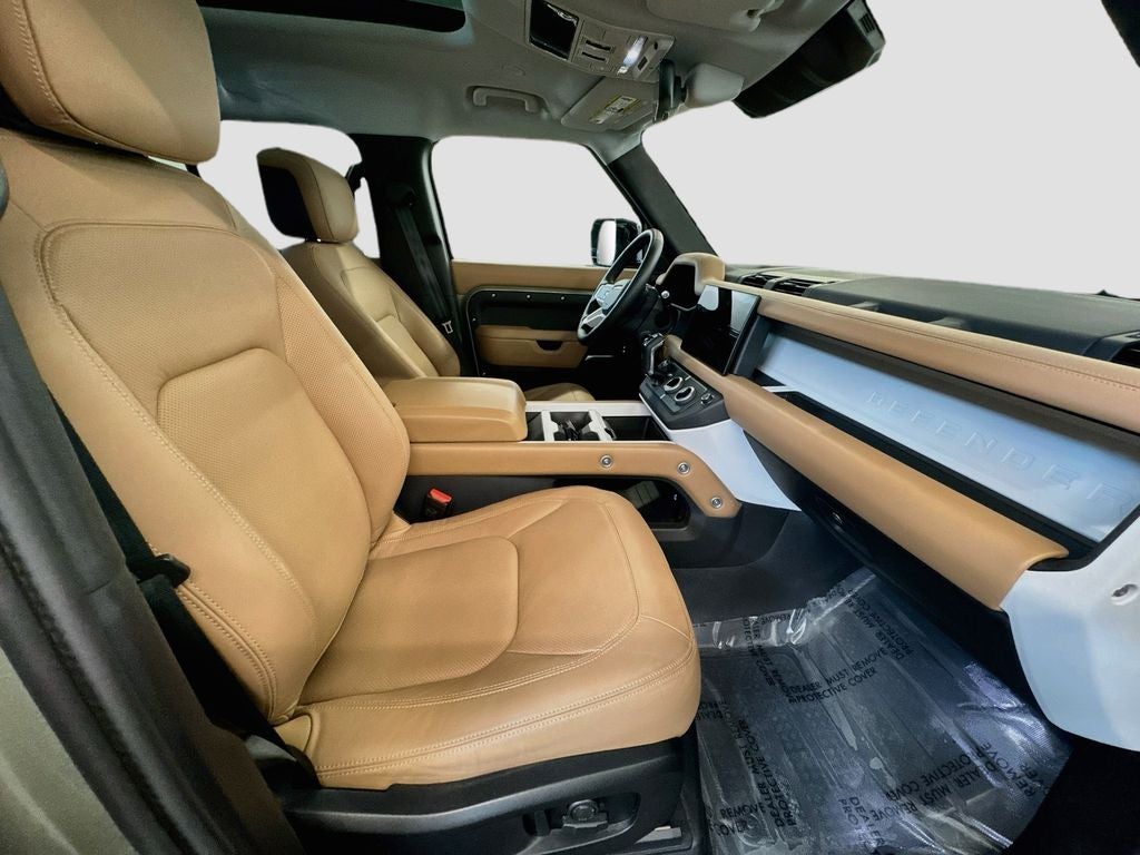 2025 Land Rover Defender 110 S
