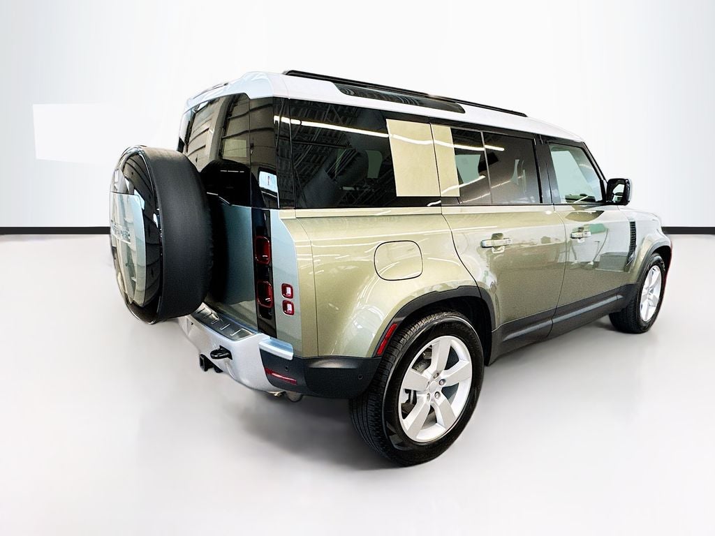 2025 Land Rover Defender 110 S