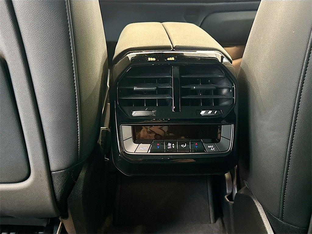 2025 BMW iX xDrive50 xDrive50