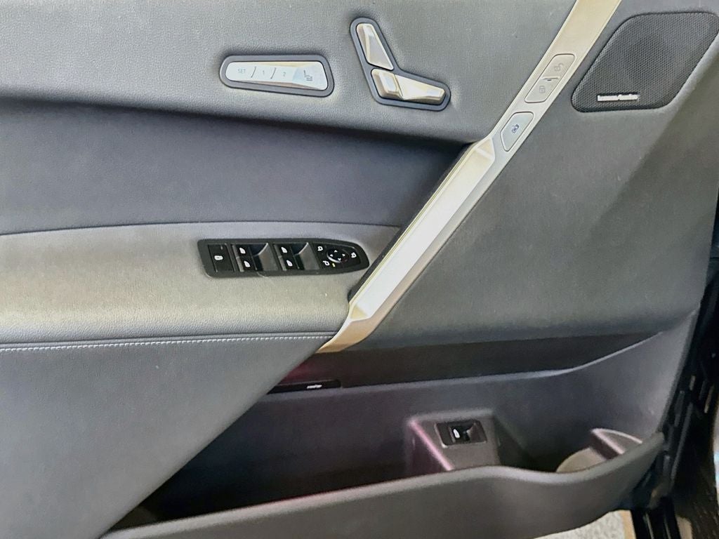 2024 BMW iX xDrive50
