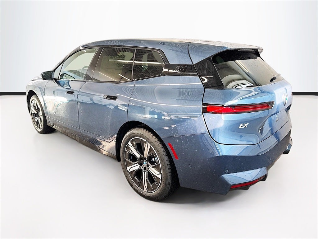 2026 BMW iX xDrive45