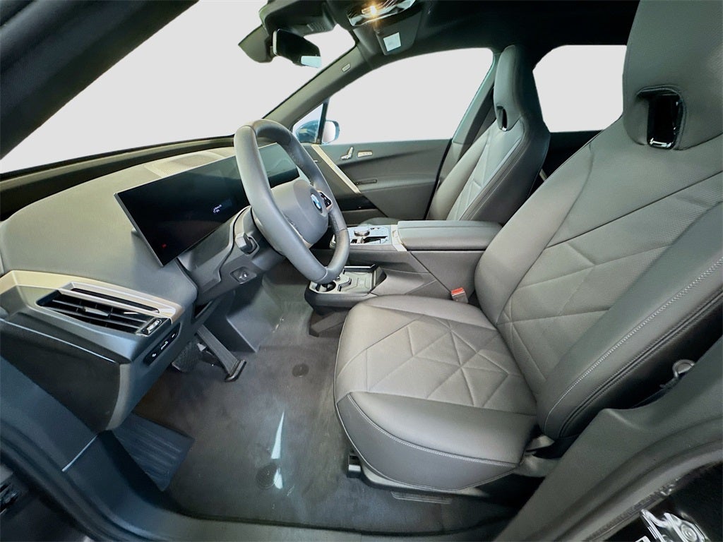 2026 BMW iX xDrive45