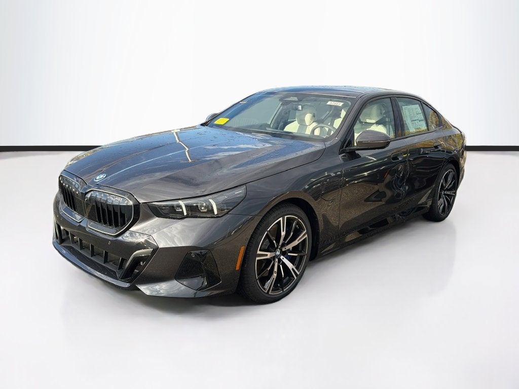 2027 BMW 550e 550e xDrive