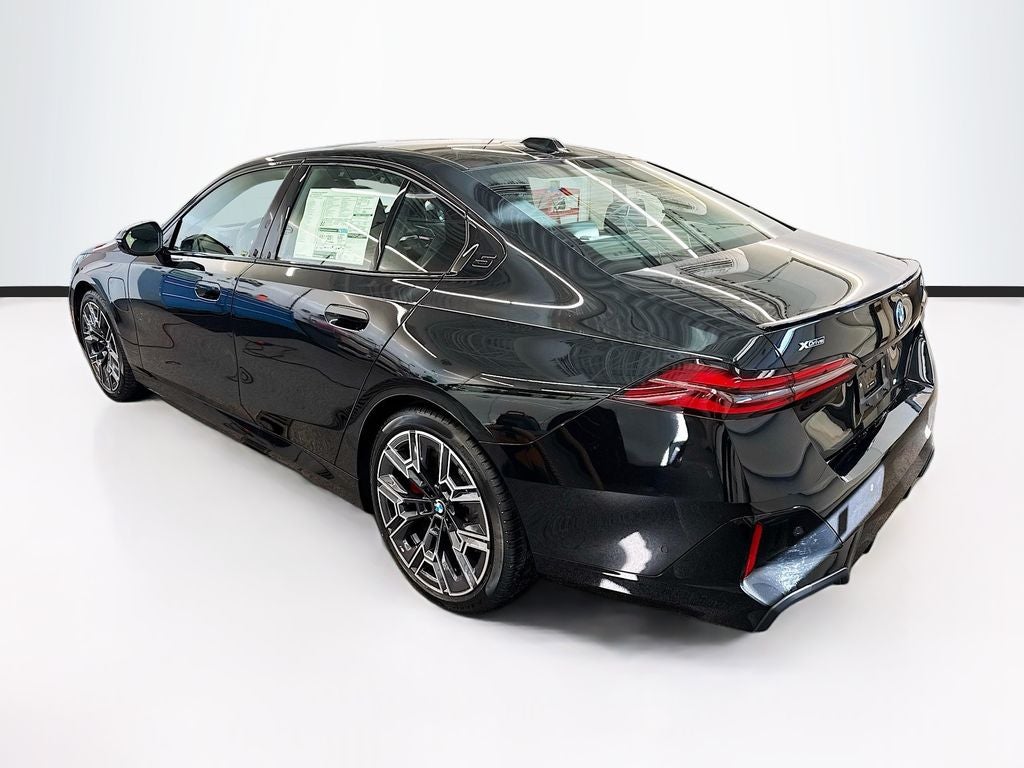 2026 BMW 550e 550e xDrive