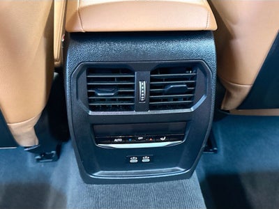 2025 BMW 330i xDrive 330i xDrive