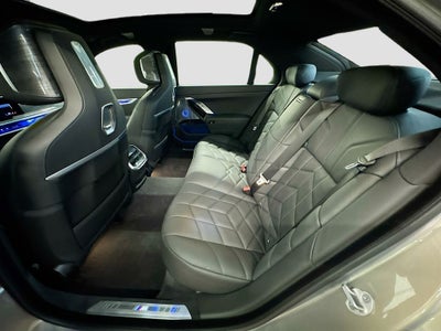 2025 BMW 760i 760i xDrive
