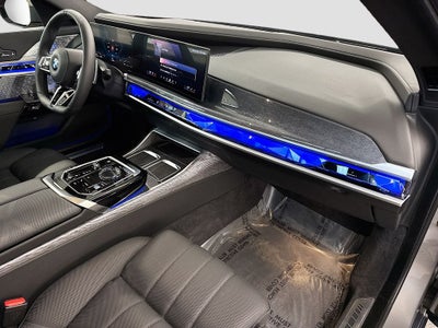 2025 BMW 760i 760i xDrive