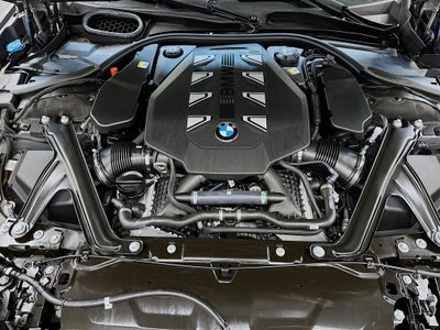 2025 BMW 760i 760i xDrive